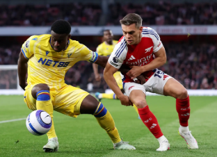 Arsenal bermain imbang