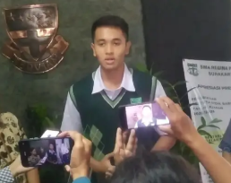Arga siswa SMA Regina Pacis Solo