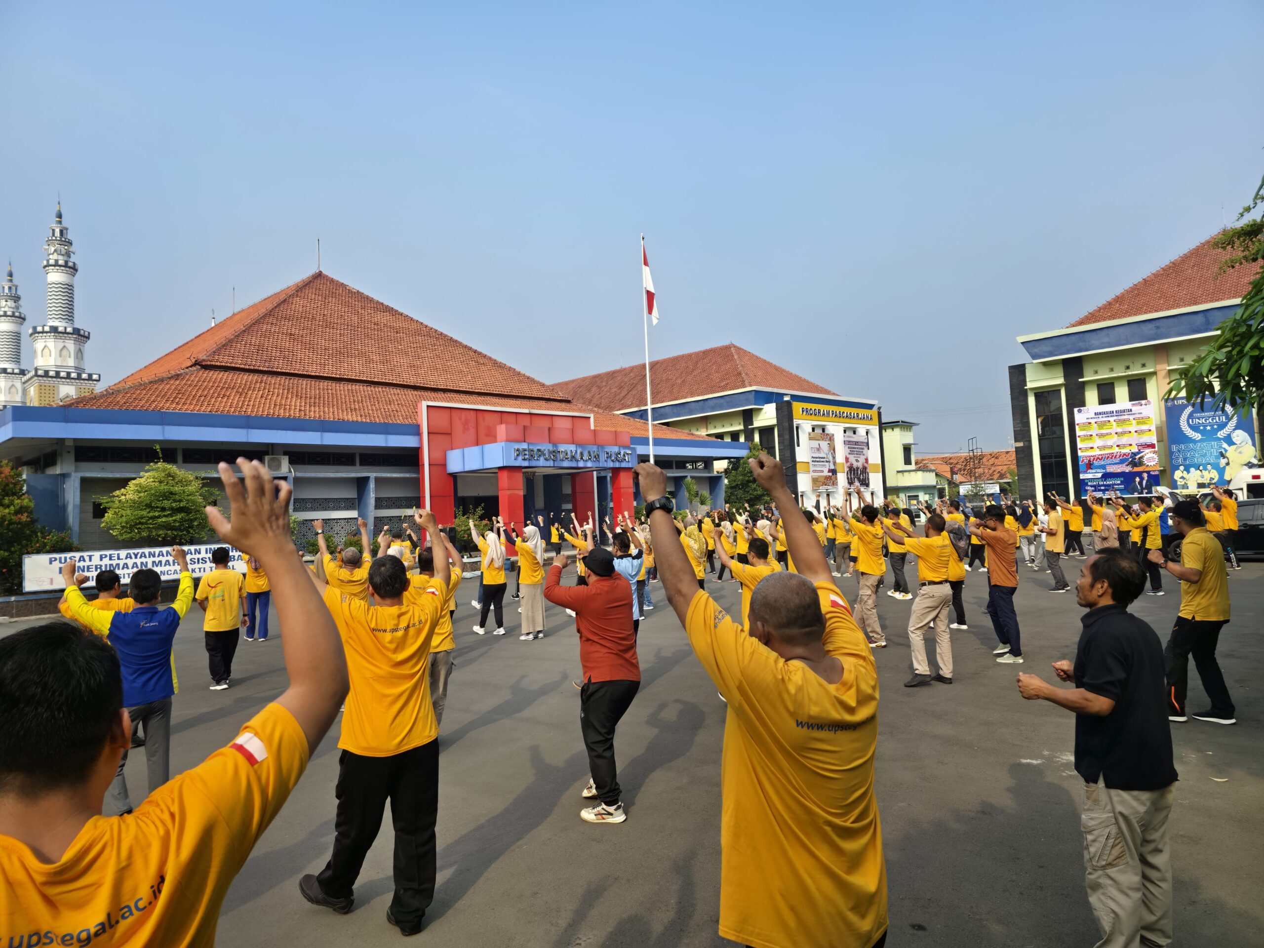 UPS Rayakan Semarak Dies Natalis