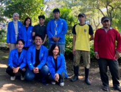 Gelar Aksi Gotong Royong di Taman Sipelem Tegal Bersama Mahasiswa Universitas BSI Tegal