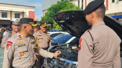 Polres Karanganyar Menggelar Pasukan
