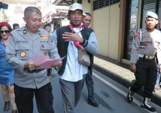 Kasmudjo melaporkan Jokowi ke Polda DIY