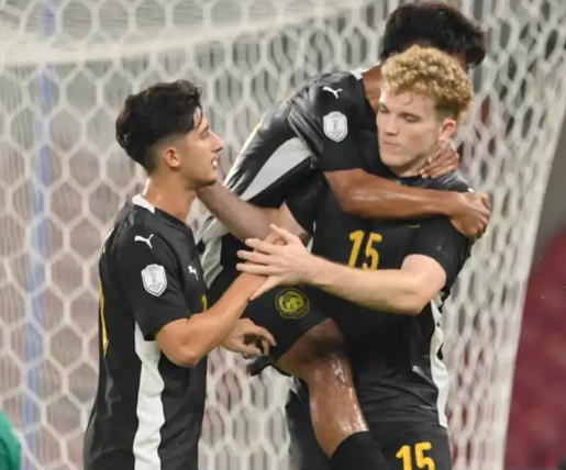 Brunei Kembali Terjatuh