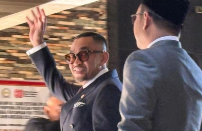 Wow! Ahmad Sahroni Mengalami