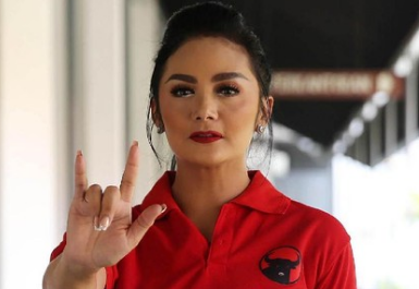 Pernyataan KD mengenai gaji