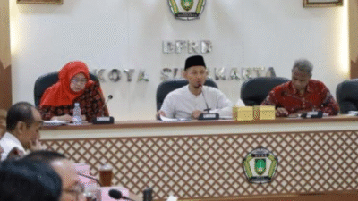 Membuat Gaduh Seniman dan Pengusaha, Menuntut Pembubaran LMKN