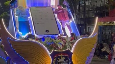 Keren! 42 Kendaraan Hias Ramaikan