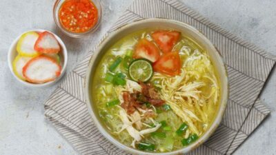 Soto Seger Boyolali: Kuah Bening, Isian Komplet, dan Segar di Setiap Suapan