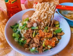 Mie Ayam Sedekah di Klaten, Hangatnya Kepedulian