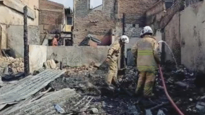 10 Rumah di Kampung Kulitan dan Inggris