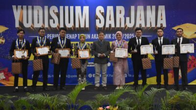 Lulusan FTIK UPS Siap