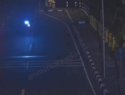 Polisi Selidiki Mobil Viral yang Berani Melawan Arus di Solo