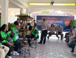 Polisi & Driver Ojol Bersinergi, Servis Motor Gratis dalam “Polisi Menyapa” di Solo