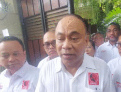 Jokowi Akhirnya Perlihatkan Ijazah Aslinya, Di Hadapan Projo