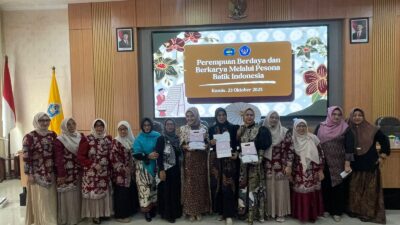 Dalam rangka hari batik