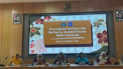 Dalam rangka hari batik IWPS