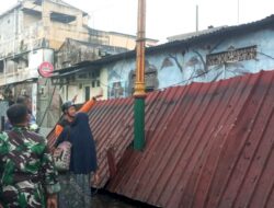 Angin Kencang dan Hujan Deras Robohkan Joglo di Klaten