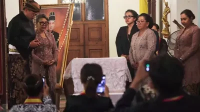 Pernyataan Resmi Raja Baru Keraton Kasunanan Surakarta Hadiningrat