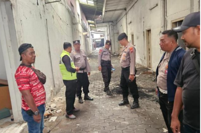 Pabrik Batik Semar terbakar