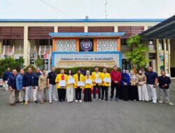 Borong Piala Tingkat Daerah Sampai Nasional, UPS Beri Penghargaan Mahasiswa Berprestasi