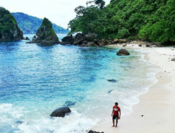 Suasana Eksotis di Wisata Kebumen Pantai Mliwis, Cek Disini!