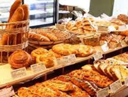 8 Rekomendasi Toko Roti Legendaris Solo, Cita Rasa Autentiknya!