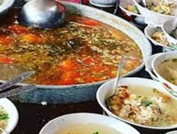 8 Warung Soto Legendaris Sekitar Solo Yang Wajib Mencicipinya
