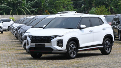 Pemotor Tewas Usai Tertabrak Mobil Dikendarai WNA Asal China