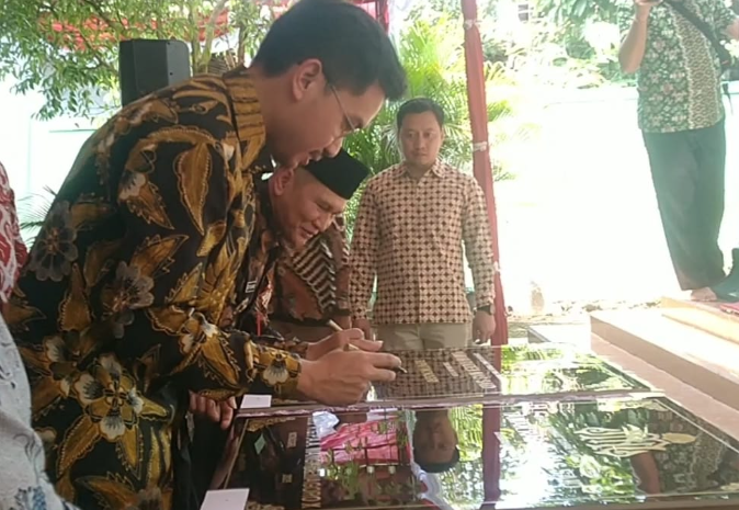 Bupati Wonogiri Setyo Sukarno KGPAA Mangkunegara X