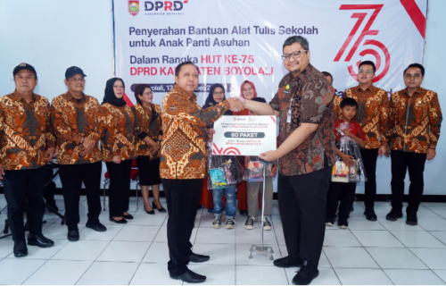HUT Ke-75 DPRD Boyolali Berikan Bantuan