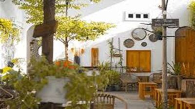 Daftar Pilihan Cafe Estetik di Solo Favorit Anak Muda 2025