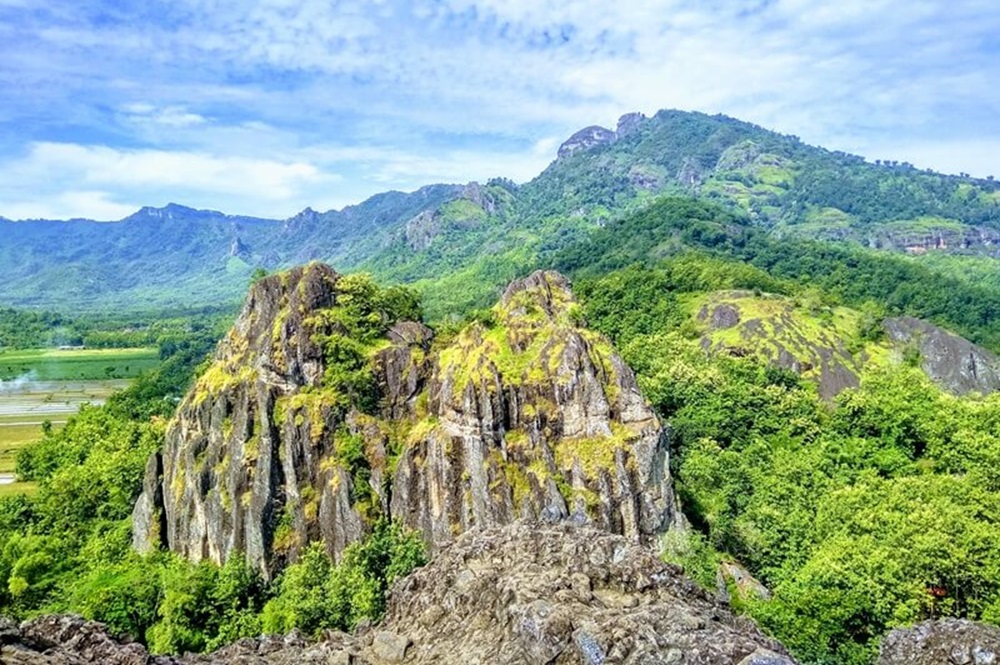 Gunung Sepikul, salah satu wisata di Sukoharjo