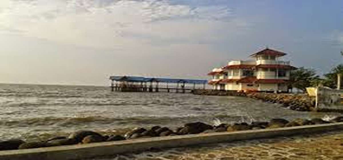 wisata pantai terindah