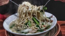 Kuliner bakmi jawa di Solo yang enak