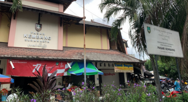 Pasar Kembang Unik di Solo