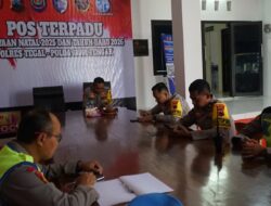 Kapolres Tegal Bersama PJU Cek Pos Terpadu Exit Tol Adiwerna dalam Rangka Ops Lilin 2025