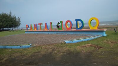 6 Wisata Pantai di Batang, Menarik Dijadikan Tempat Rekreasi