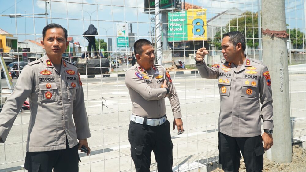 Gelar Pengecekan Pos Pengamanan Ops Lilin Candi 2025