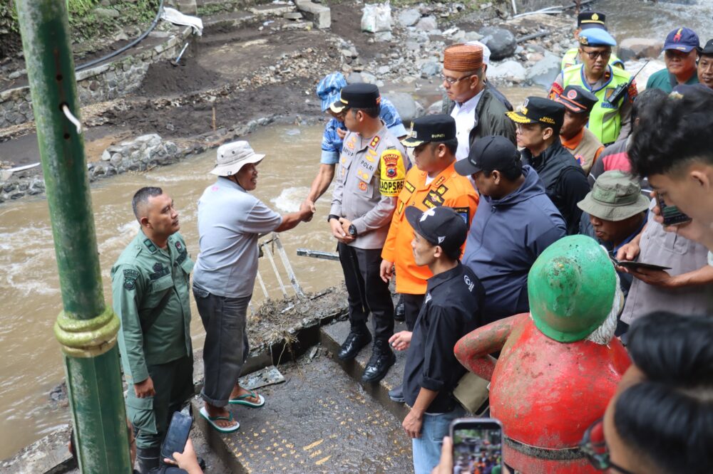 Objek Wisata Guci Aman Dikunjungi