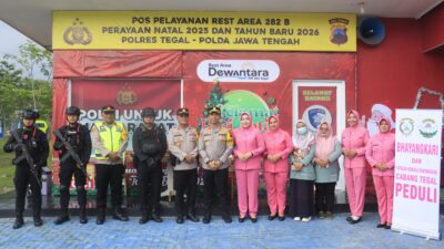 Kapolres Tegal Bersama Ibu Bhayangkari